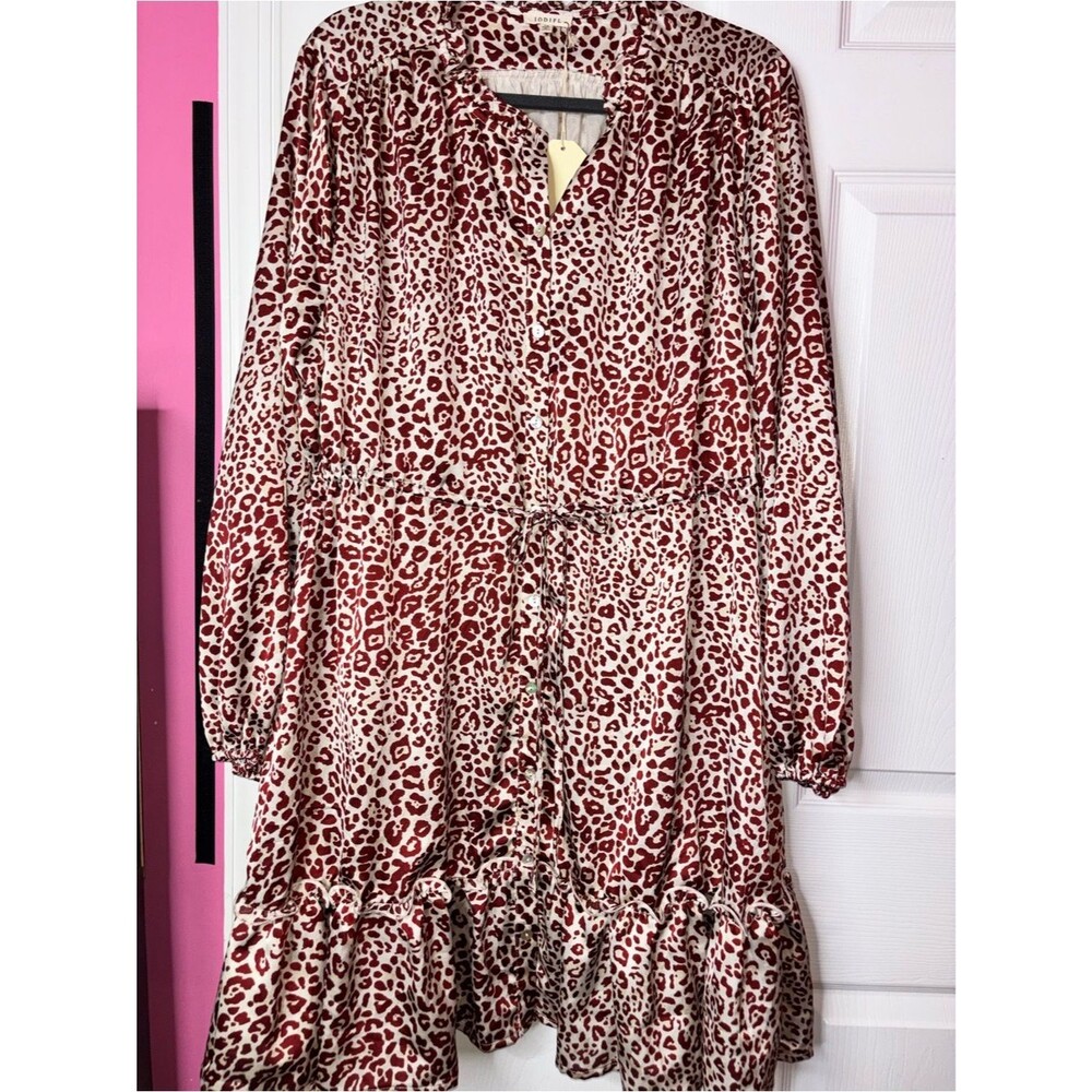 Jodifl Rayven Animal Print Dress in Burgundy – Plus Size